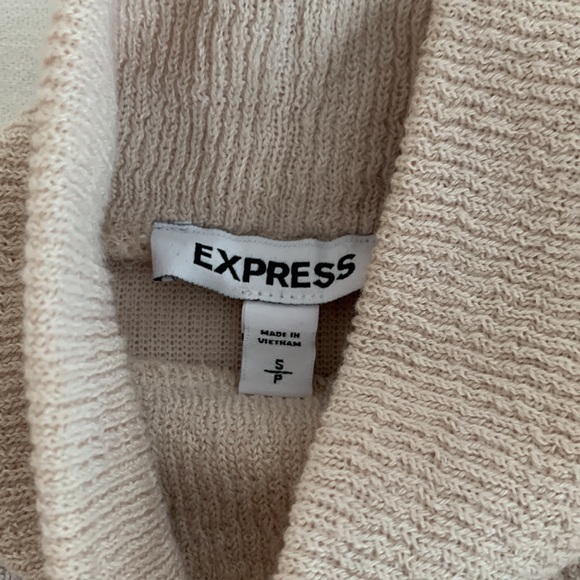 Express Puff Sleeve Ribbed Sweater - Picture 3 of 4